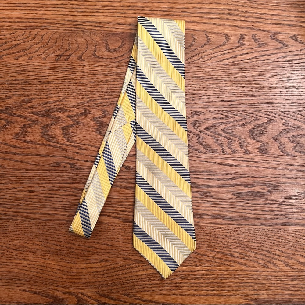 MICHAEL Michael Kors - 100% Silk Tie